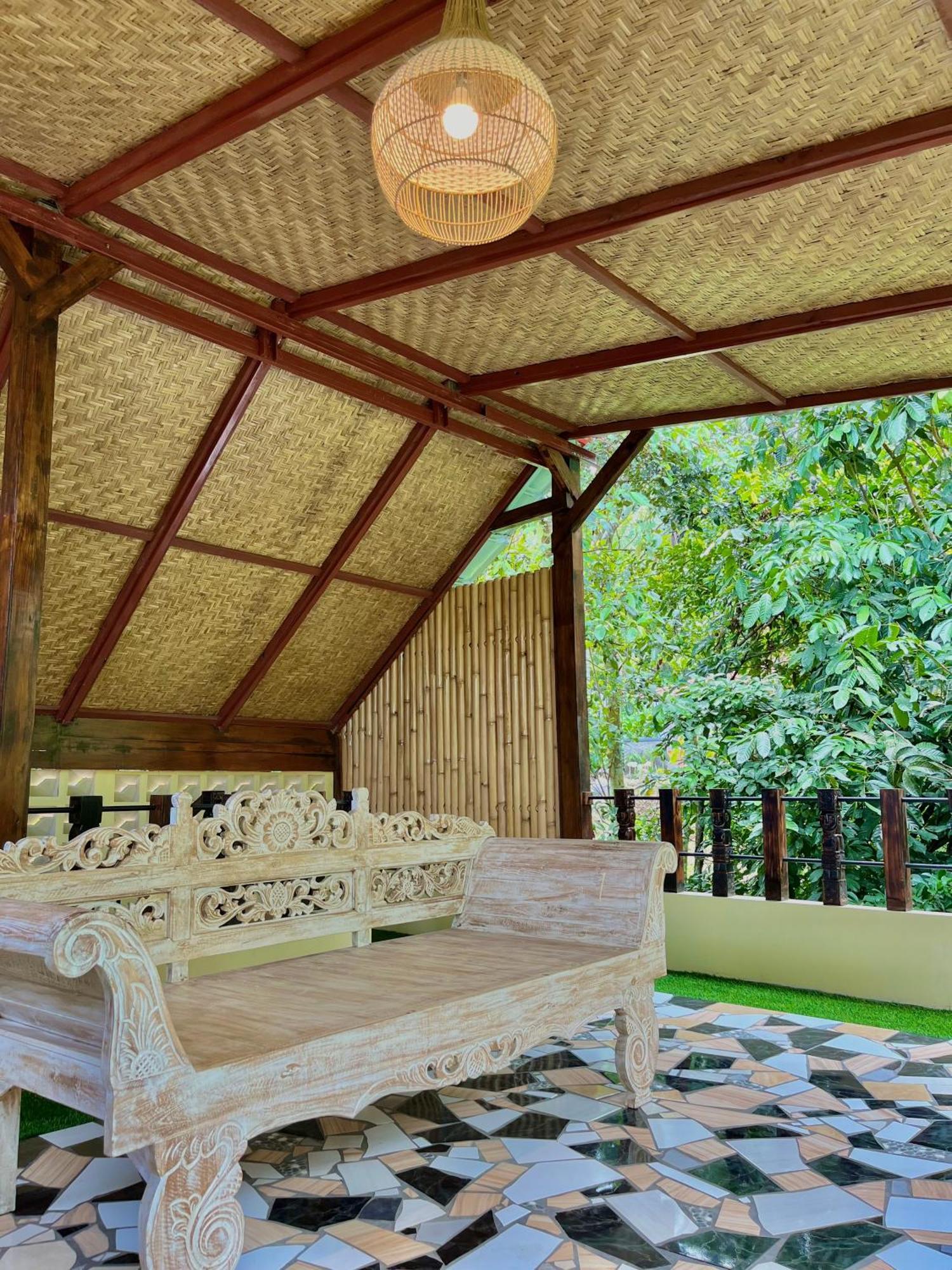 Hotel Bamboo Oasis à Ubud Extérieur photo